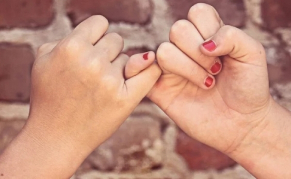 Ce putere are degetul mic?