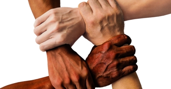 De ce difera culoare pielii?