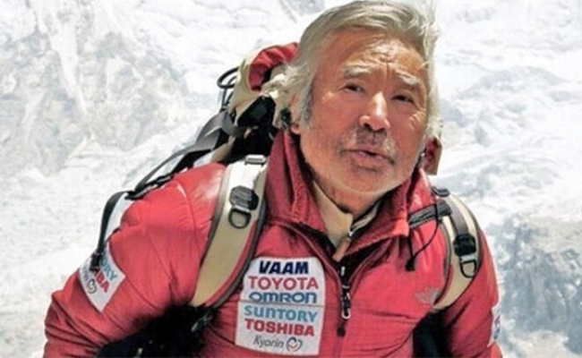 Cel mai batran om care a atins varful Everest?