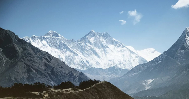 Muntele Everest – Curiozitati interesante si informatii la inaltime