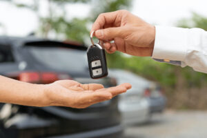 Ce trebuie să verifici atunci când cumperi un autoturism second hand