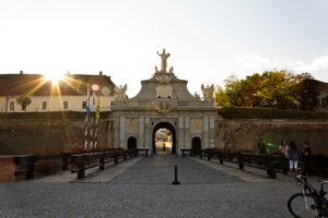 Poarta a III-a a Cetății Alba Carolina, vedere exterioară fotografiată în 2011