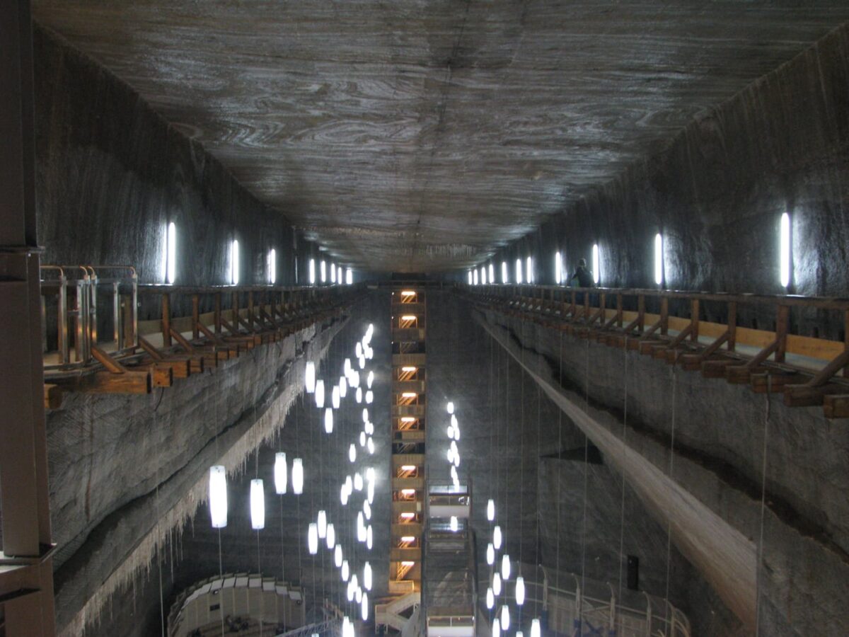 Mina Rudolf de la Salina Turda văzută de pe balcon, fotografie Strainu din 2011